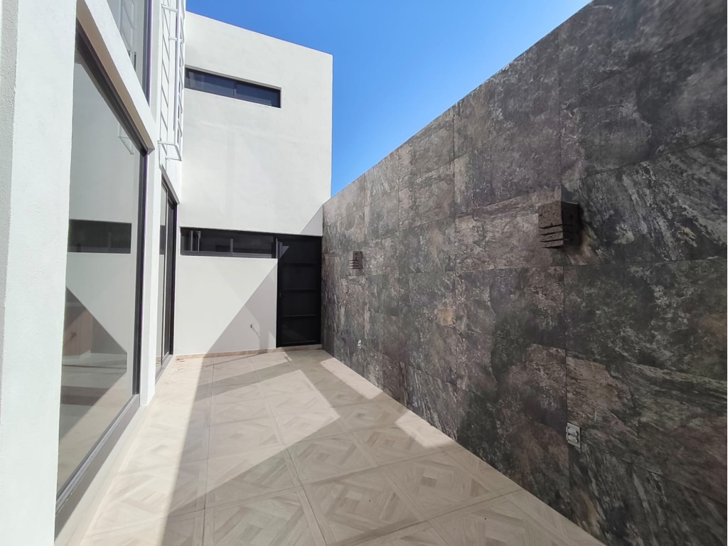 WhatsApp Image 2026-02-06 at 12.26.50 PM (3)